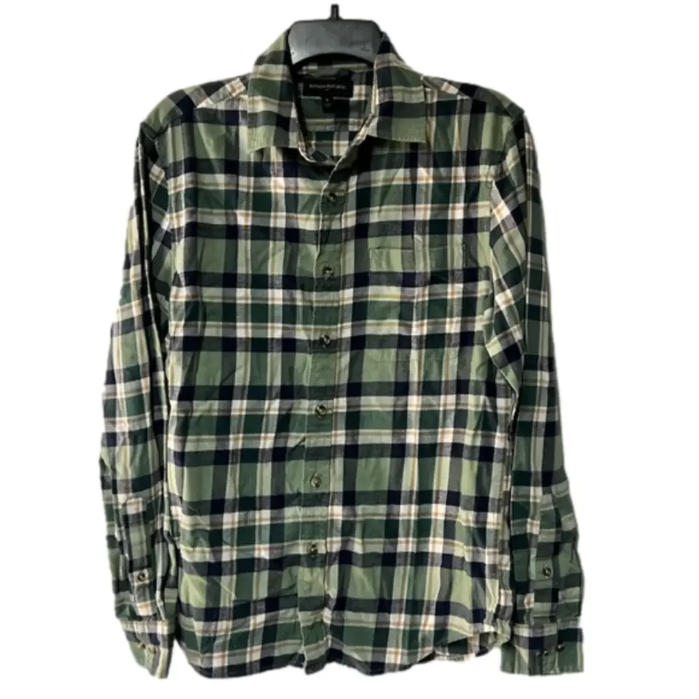Men’s Banana Republic size Small button up untucked fit green blue pattern